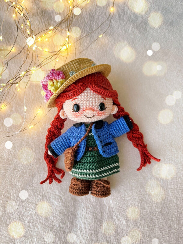 amigurumi-doll